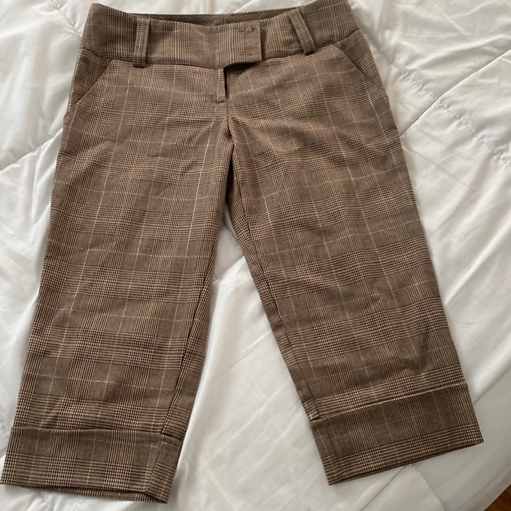 Women’s capri pants